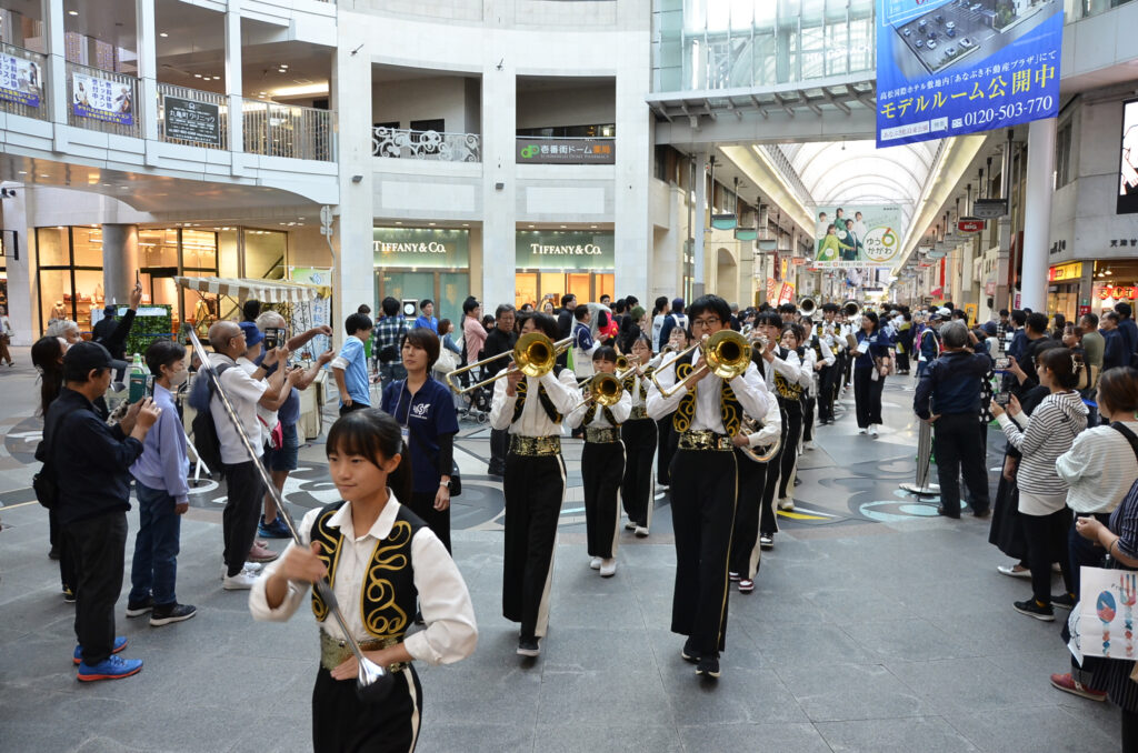 パレード　商店街　高松北高校